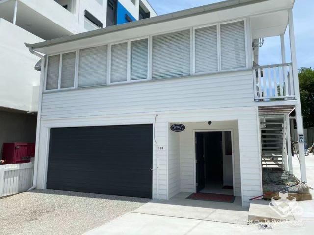 Room for rent in the North District of Brisbane lutwyche QLD 4030