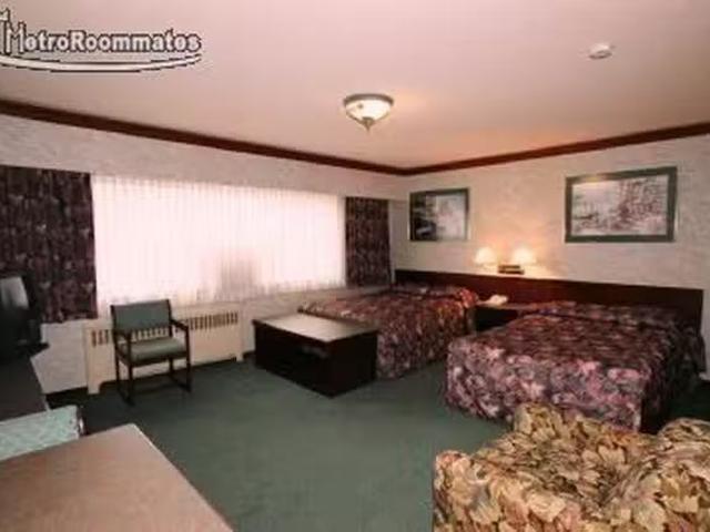 Room for rent in Vancouver Downtown