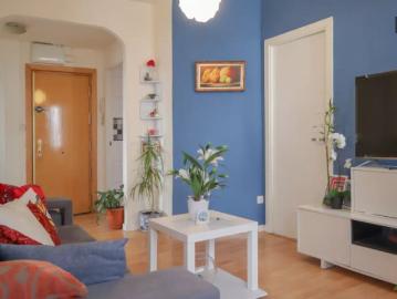 Room for rent in 3 bedroom apartment in Abrantes