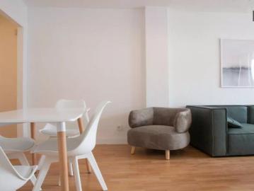 Room for rent in 3 bedroom apartment in Fuenlabrada