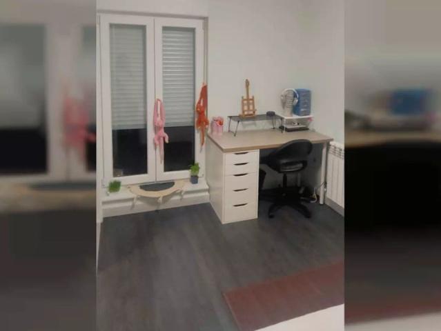 Room for rent in 4 bedroom apartment for rent in Salamanca