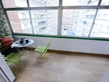 Room for rent in 4 bedroom apartment in Ametzola