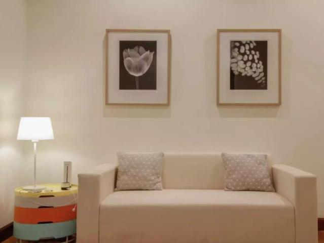 Room for rent in 4 bedroom apartment in Abando and Indautxu