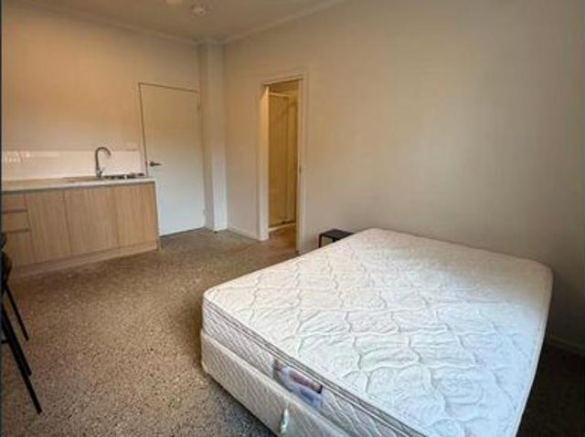 Room for Rent – Private Ensuite Utilities Included
