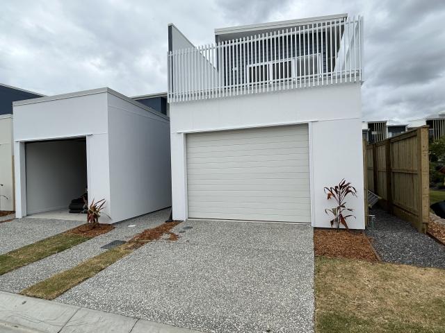 Room for Rent + Private Ensuite Meridan Plains
