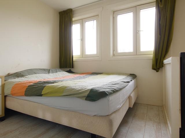 Room for student w. ENROLLMENT