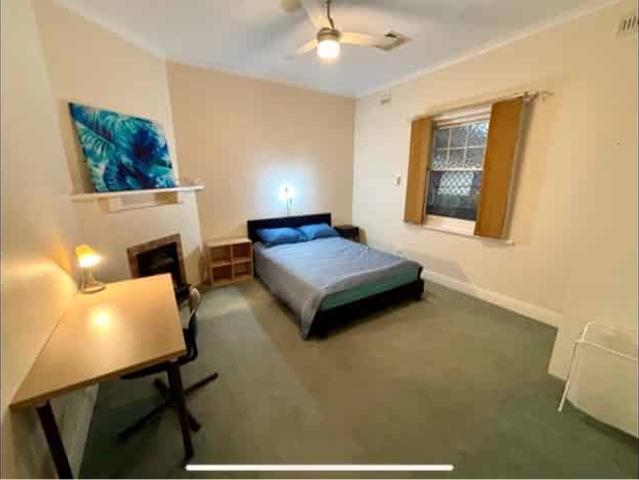 Room in a 7 Bedroom Apartment, 32 Godfrey Terrace, Leabrook, City of Burnside, 5068