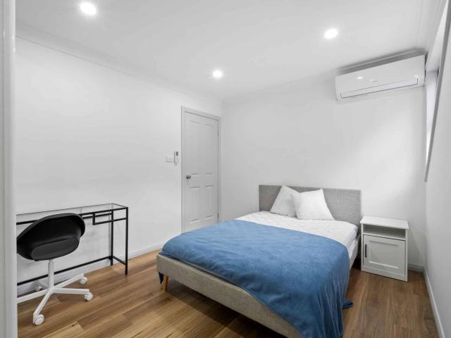 Room in a 7 Bedroom Apartment, 3 Sadlier, Petersham, Sydney