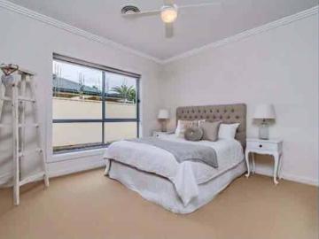 Room in a 4 Bedroom Apartment, 6A James Avenue, Brooklyn Park, 5032