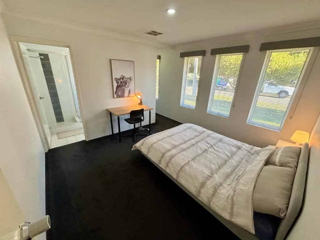 Room in a 4 Bedroom Apartment, 112A Drummond Street, Bedford, City of Bayswater, 6052