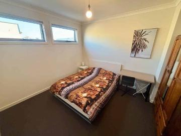 Room in a 5 Bedroom Apartment, 2/1A Pedlar Street, Seaton, City of Charles Sturt, 5023