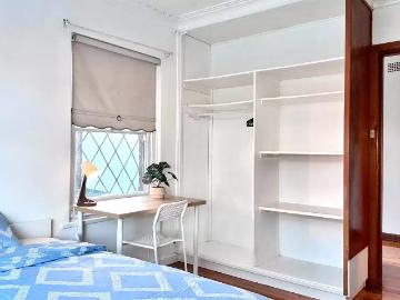 Room in a 5 bedroom Apartment, Fortescue St, Bexley North, Australia NSW 2207