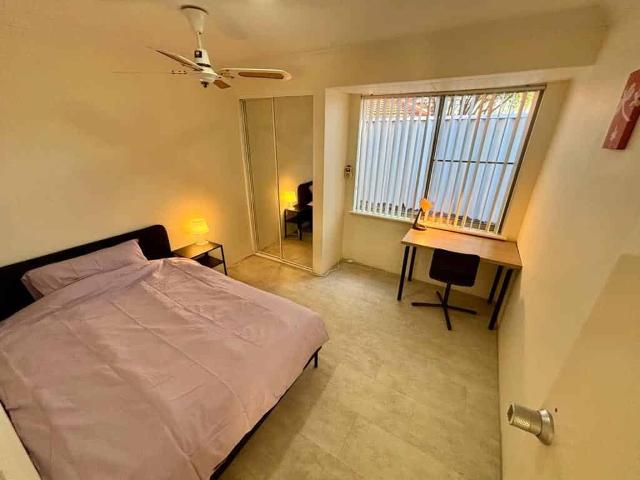Room in a 6 Bedroom Apartment, 530 Marmion Street, Booragoon, City of Melville 6154