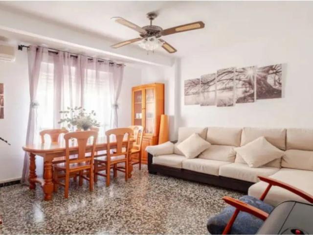 Room in a shared apartment for rent in Aspe, all bills included