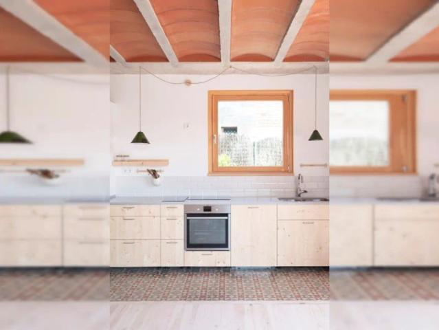 Room in a shared apartment for rent in Sant Cugat Del Vallès, only females