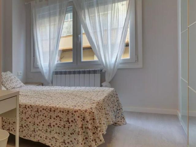 Room in a shared apartment in Zaragoza
