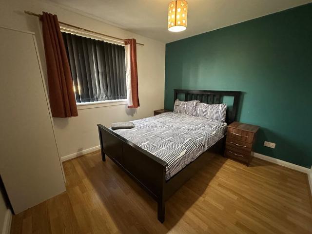 Room in a Shared Flat, Columba Street, G51
