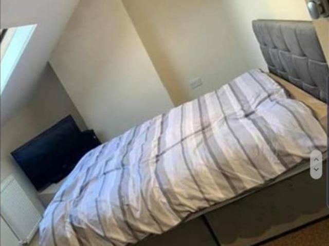 Room in a Shared Flat, Grove Road, CH42