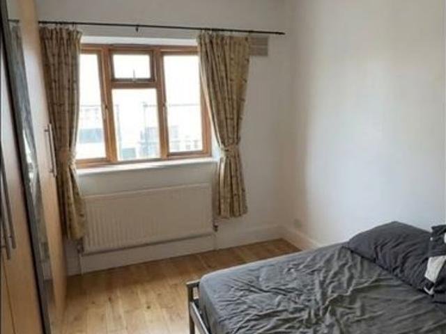 Room in a Shared Flat, Ely House, SE15