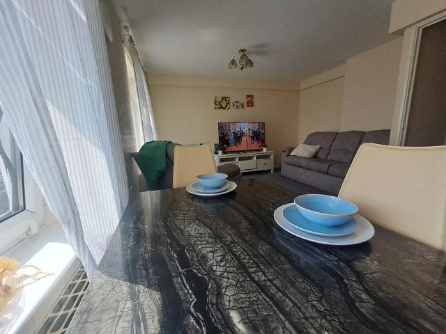 Room in a Shared Flat, Elgar Gardens, NG3
