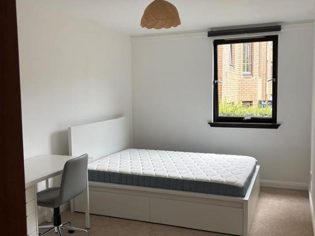 Room in a Shared Flat, Fountainhall Road, EH9