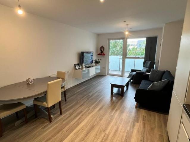 Room in a Shared Flat, Hounslow, TW3