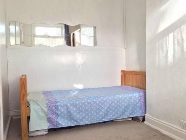 Room in a Shared Flat, Harnall Lane East, CV1