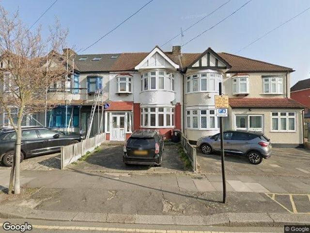 Room in a Shared Flat, Headley Drive, IG2