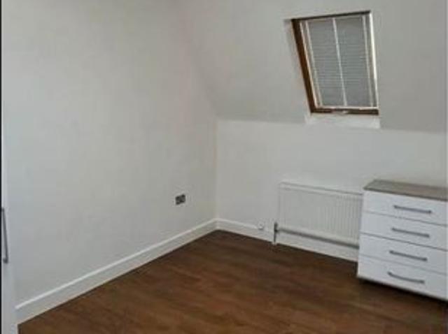Room in a Shared Flat, London Road, CR0