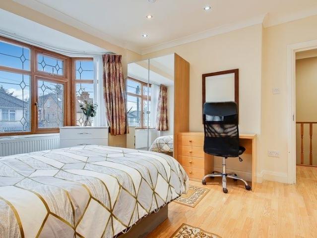Room in a Shared Flat, Milton Road, HA1