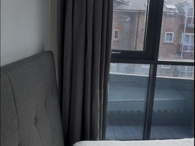 Room in a Shared Flat, Station Grove, HA0