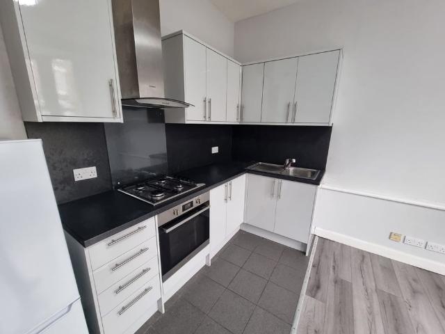 Bedsit, Bryantwood Road, N7