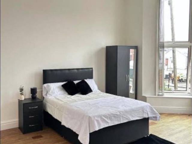 Room in a Shared House, Dorset Terrace, LS8