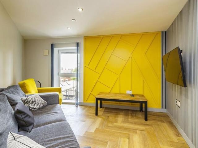 Room in a Shared House, Halifax Place, NG1