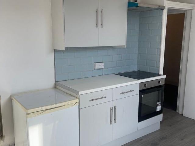 Room in a Shared House, Leeds, LS12