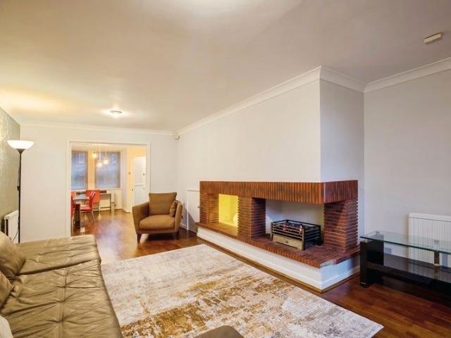 Room in a Shared House, Trinity Road, SW17