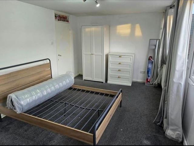 Room in a Shared House, West Green Road Seven Sisters, N15