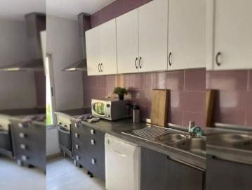 Room in a shared 17 bedroom apartment for rent in El Porvenir, Sevilla