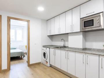Room in a shared 1 bedroom apartment for rent in Burjassot, professionals and students only