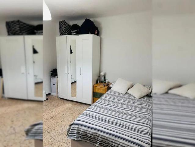 Room in a shared 1 bedroom apartment for rent in La Prosperitat