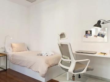 Room in a shared 1 bedroom apartment for rent in La Xerea