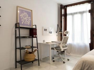 Room in a shared 1 bedroom apartment for rent in La Xerea