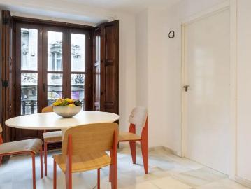 Room in a shared 1 bedroom apartment for rent in La Xerea