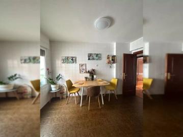 Room in a shared 2 bedroom apartment for rent in Atxuri