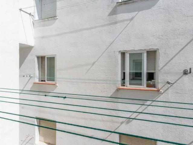 Room in a shared 3 bedroom apartment for rent in Casco Histórico de Vicálvaro
