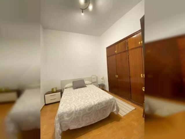 Room in a shared 3 bedroom apartment for rent in Centro Histórico, all bills included