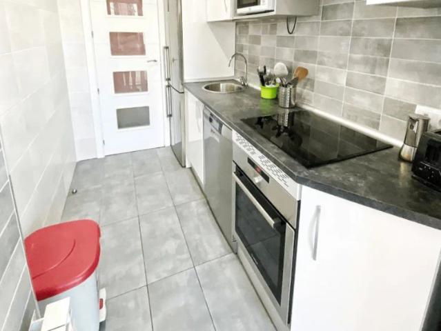 Room in a shared 3 bedroom apartment for rent in Aluche