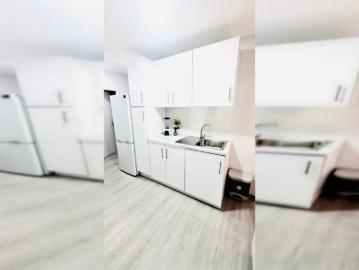 Room in a shared 3 bedroom apartment for rent in Alicante, perfect for females, professionals, students, and couples