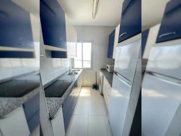 Room in a shared 3 bedroom apartment for rent in Barrio León