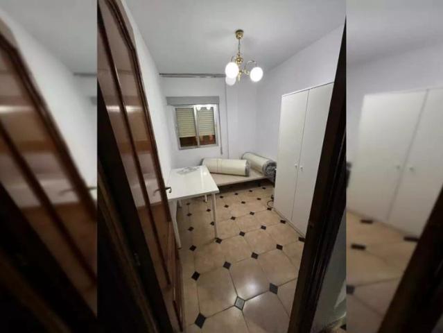 Room in a shared 3 bedroom apartment for rent in Getafe for professionals or students